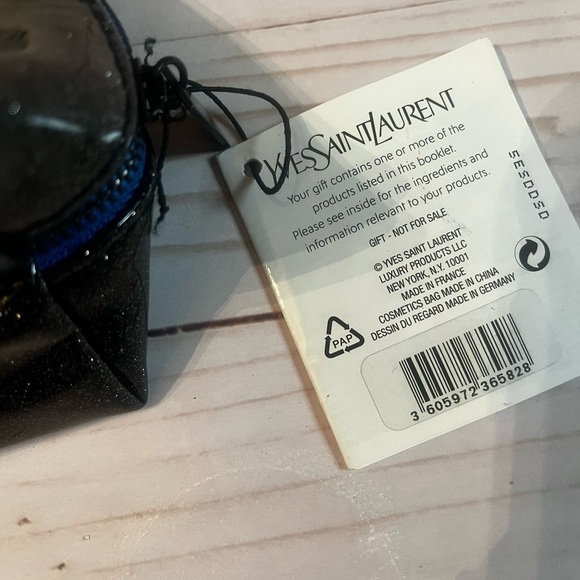 YSL Cosmetic Makeup Case Yves Saint Laurent Beaute Sparkle Zip Closure NWT - Picture 7 of 12